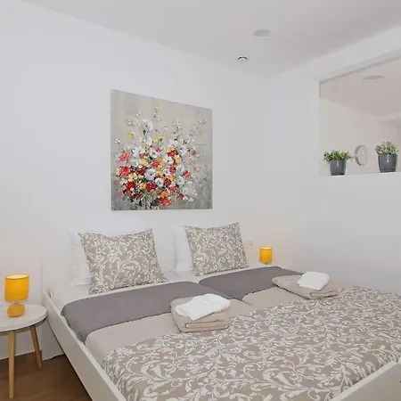 Apartment Karlita Slano